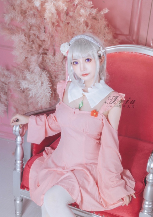 神本无尾 NO.002 艾米莉亚.jpg 神本无尾 NO.002 艾米莉亚.jpg
